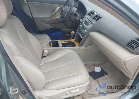 2007 Toyota Camry Xle z USA, uszkodzony, nr VIN 4T1BE46K97U716078